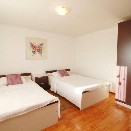 Apartment Lana & Ema Нин Экстерьер фото
